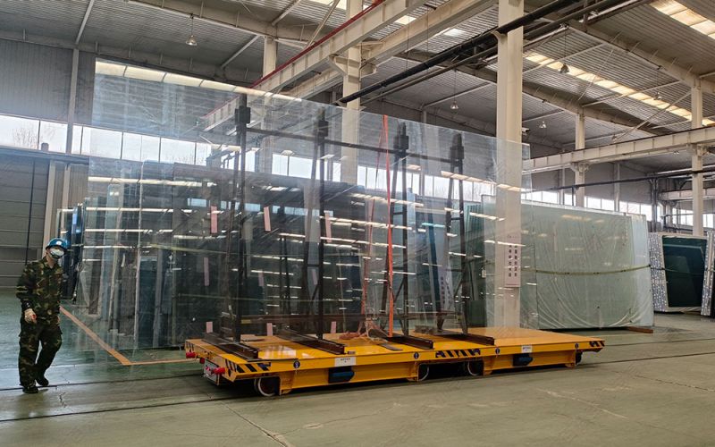 效率與安全的雙重保障:地平車為何成為玻璃制造工廠轉(zhuǎn)運(yùn)工具的上上之選